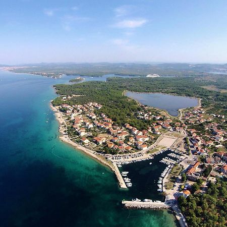 Apartments With A Parking Space Zablace, Sibenik - 4219 Exterior photo
