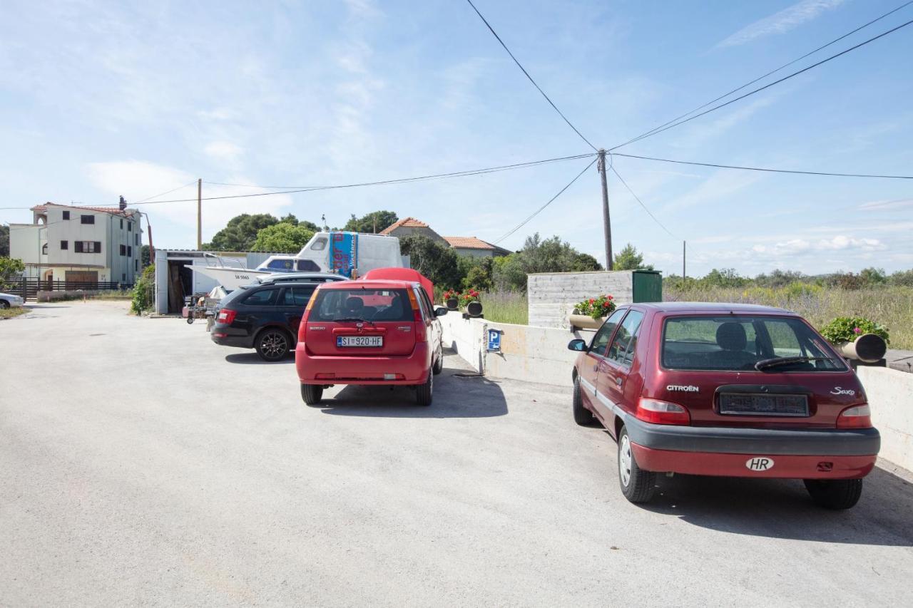Apartments With A Parking Space Zablace, Sibenik - 4219 Exterior photo