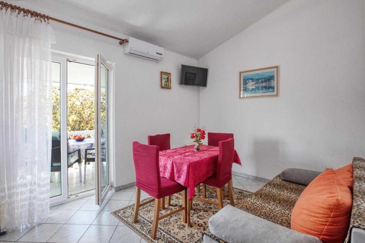 Apartments With A Parking Space Zablace, Sibenik - 4219 Exterior photo