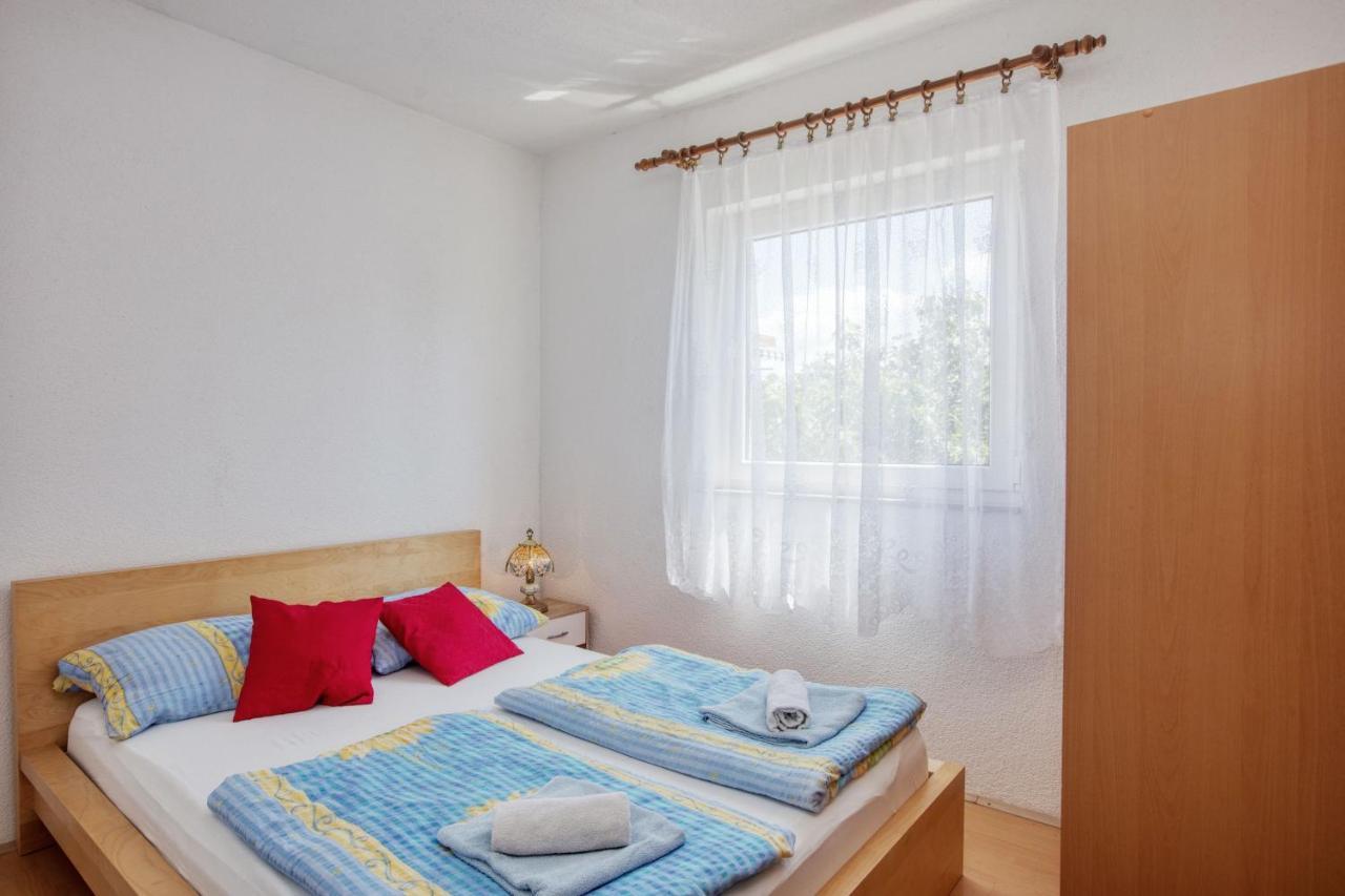 Apartments With A Parking Space Zablace, Sibenik - 4219 Exterior photo