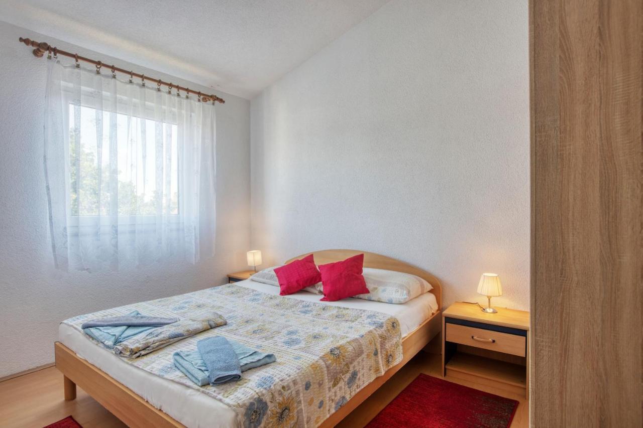 Apartments With A Parking Space Zablace, Sibenik - 4219 Exterior photo